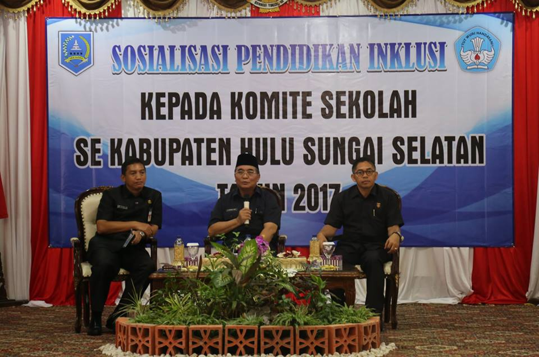 Sosialisasi Pendidikan inklusi kepada komite sekolah se Kab. HSS di Pendopo Bupati