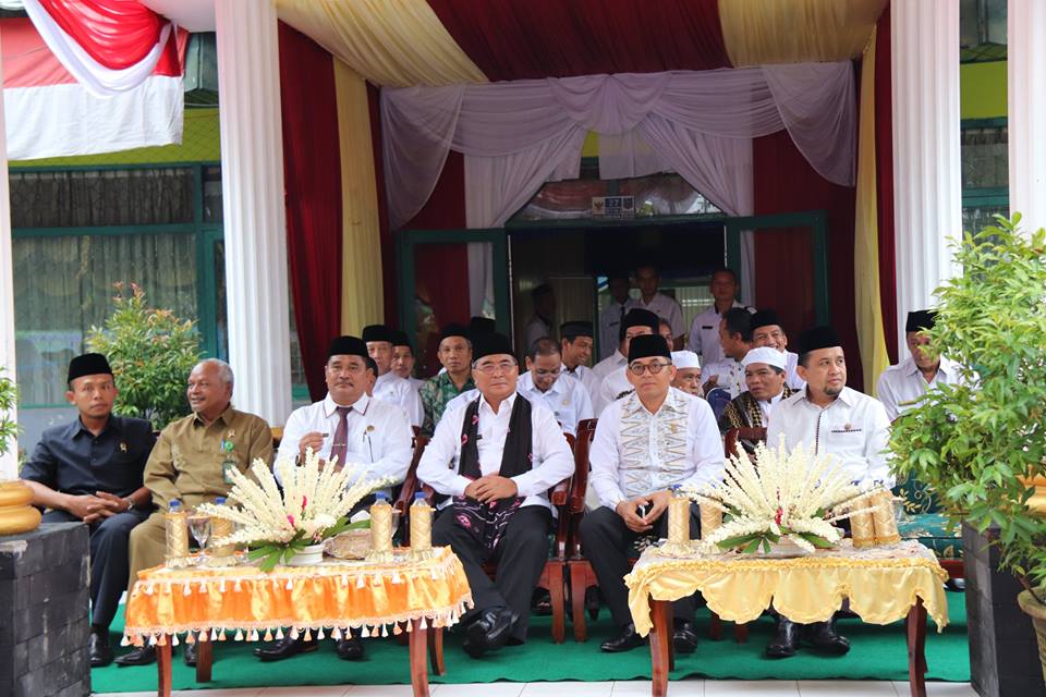 Acara peringatan Hari Amal Bakti (HAB) Ke-72 bertempat di halaman kantor Kementrian Agama kab.HSS