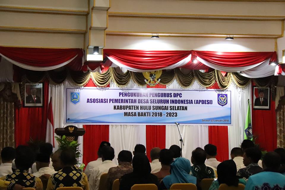 Pengukuhan Pengurus DPC Asosiasi Pemerintah Desa Seluruh Indonesia (APDESI) Kabupaten Hulu Sungai Selatan oleh Bupati Hulu Sungai Selatan