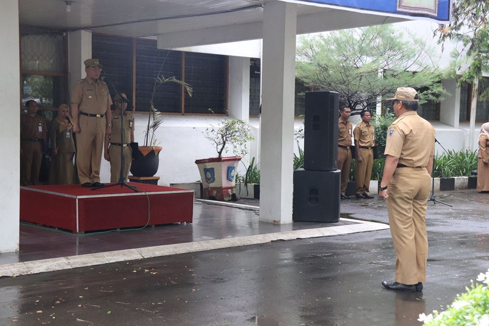 PELAKSANAAN APEL RUTIN AWAL BULAN PEMERINTAH KABUPATEN HULU SUNGAI SELATAN 5-2-2018