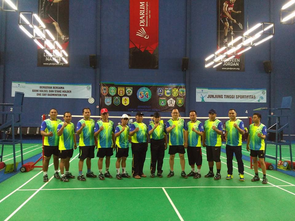 Wakil Bupati Hulu Sungai Selatan H. Ardiansyah, S. Hut Menghadiri Pembukaan Pertandingan Bulu Tangkis HUT Bank Kalsel ke – 54