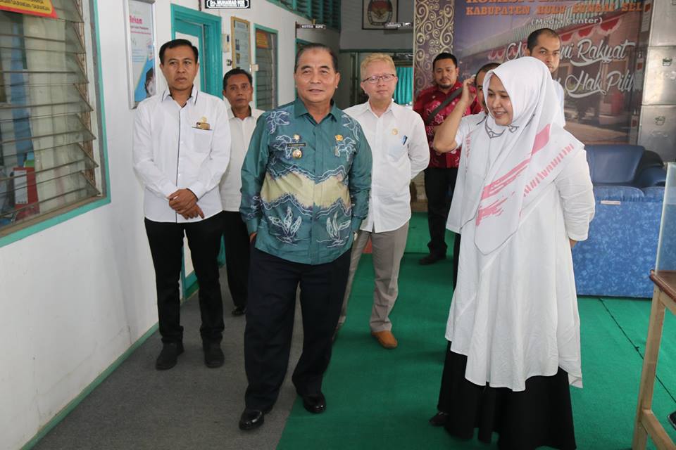 Bupati Hulu Sungai Selatan Bersilaturahmi ke Komisi Pemilihan Umum (KPU)