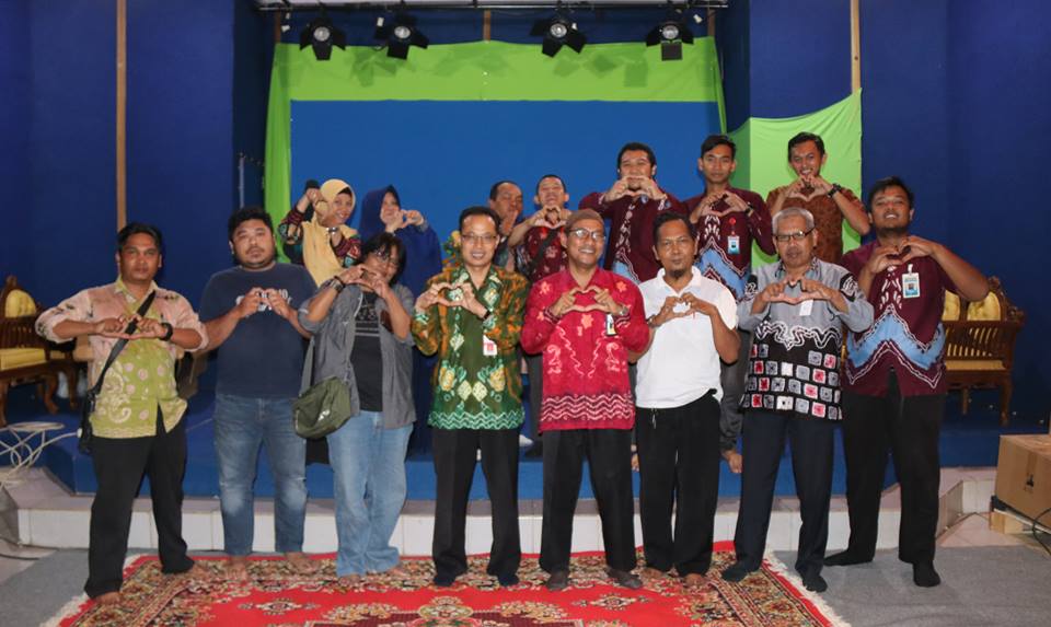 KOORDINASI DAN SINGKRONISASI INTERNAL KRU PELIPUTAN DINAS KOMINIKASI DAN INFORMATIKA KAB HSS