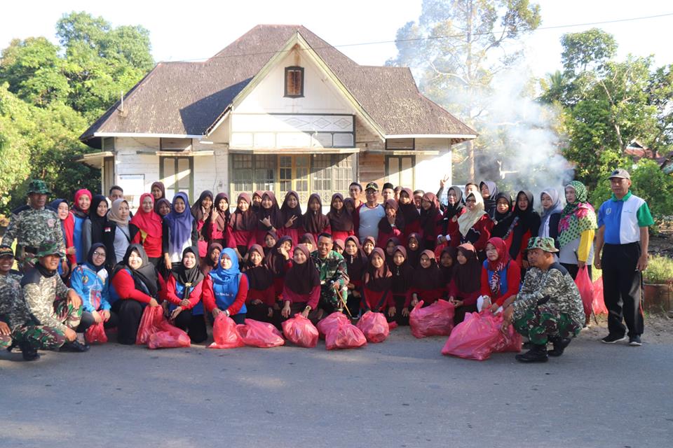 BUPATI H. ACHMAD FIKRY PANTAU PELAKSANAAN GERAKAN PSN MINGGU KE-4