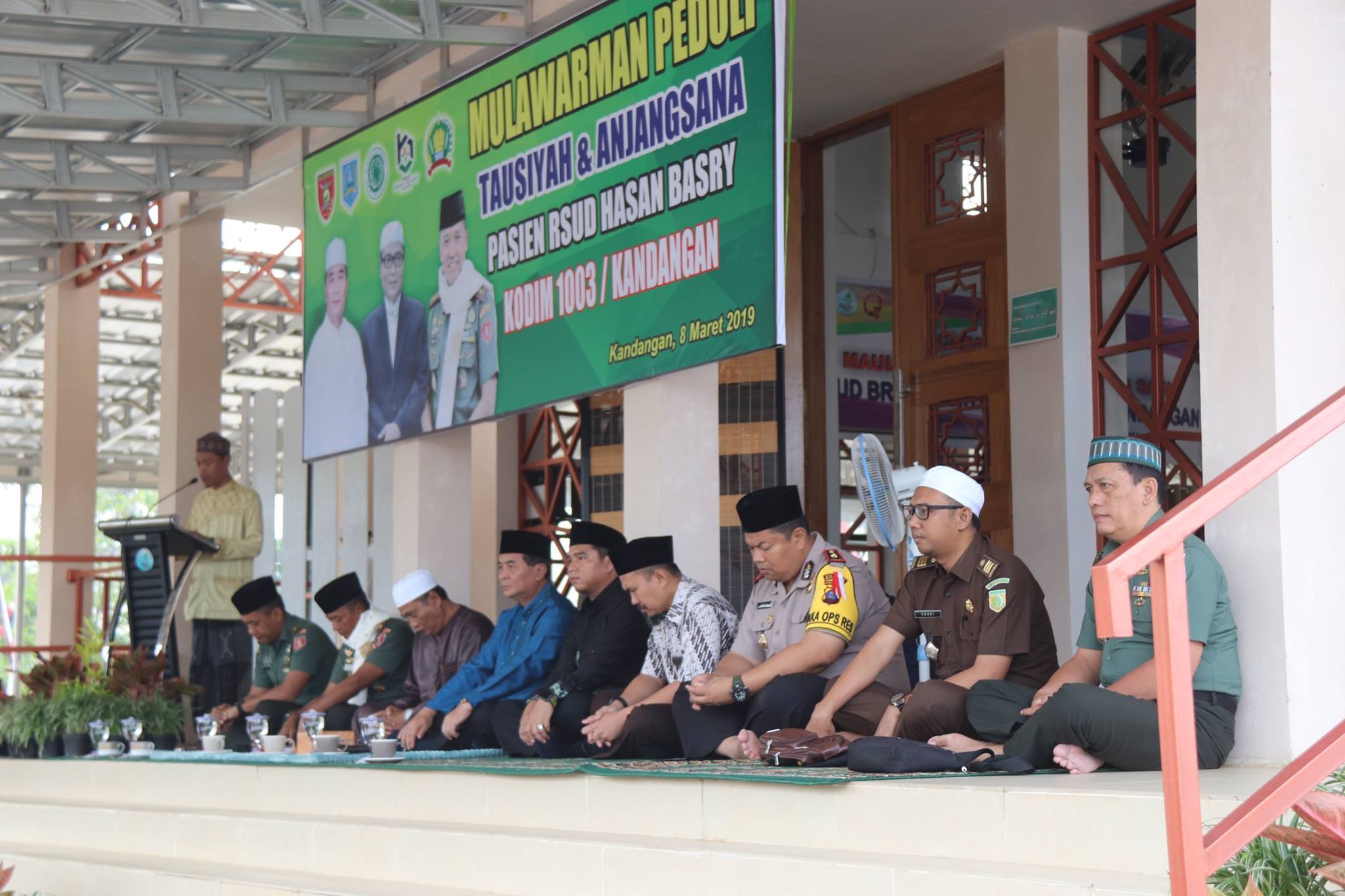 BUPATI HSS HADIRI TAUSYIAH & ANJANGSANA PASIEN RSUD HASAN BASRY BERSAMA KODIM 1003 KANDANGAN