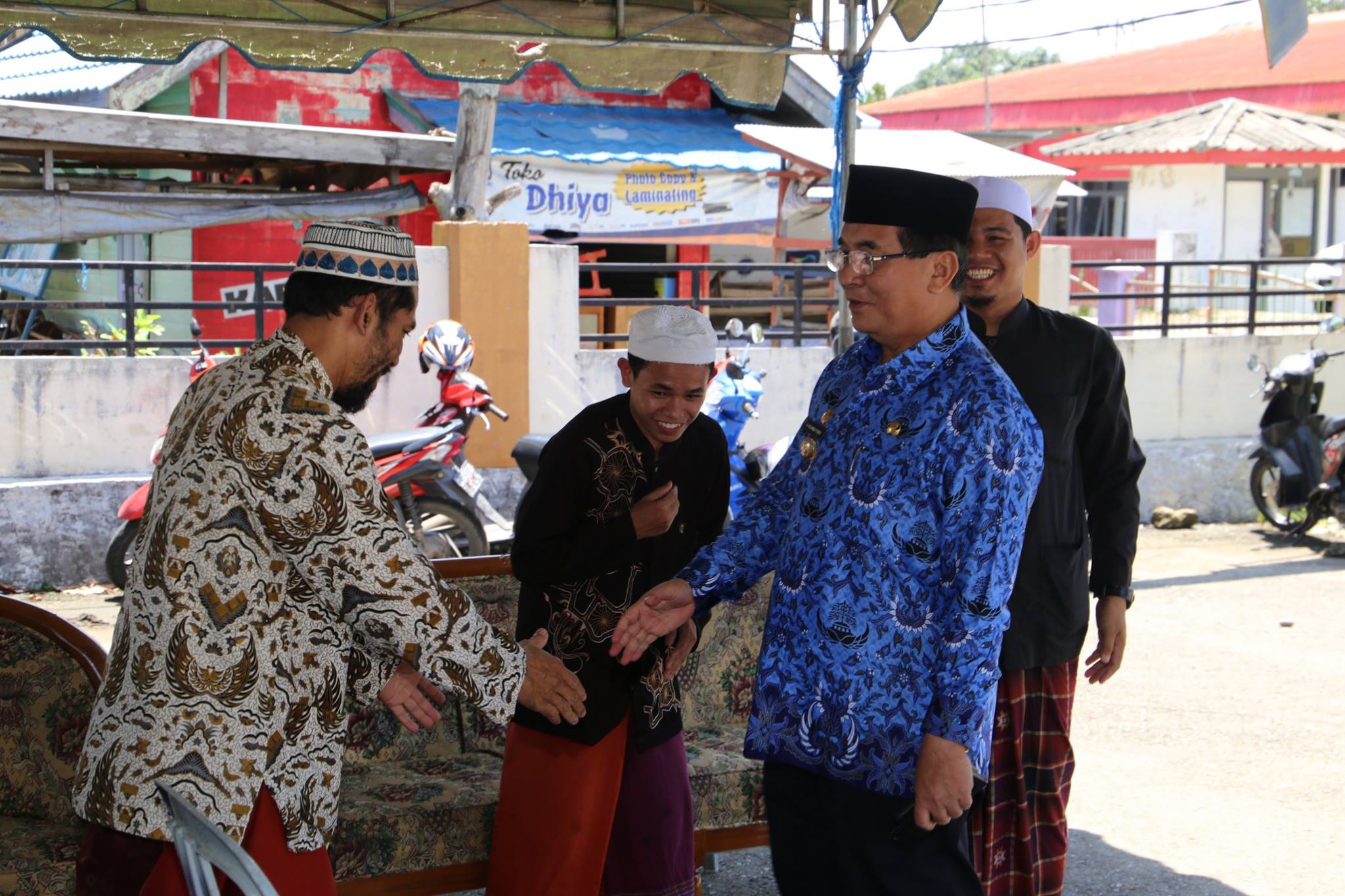 DUKUNG PERKEMBANGAN PENDIDIKAN ISLAMI, BUPATI HADIRI SAPRAH AMAL PONDOK PESANTREN DARUL ULUM