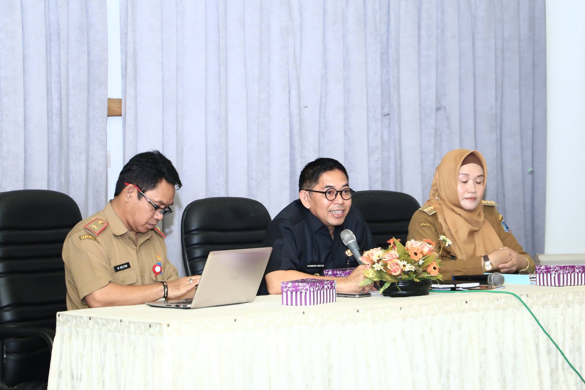SYAMSURI ARSYAD RESMI MEMBUKA KEGIATAN DESK PROPOSAL INOVASI PELAYANAN PUBLIK (SINOVIK) SKPD