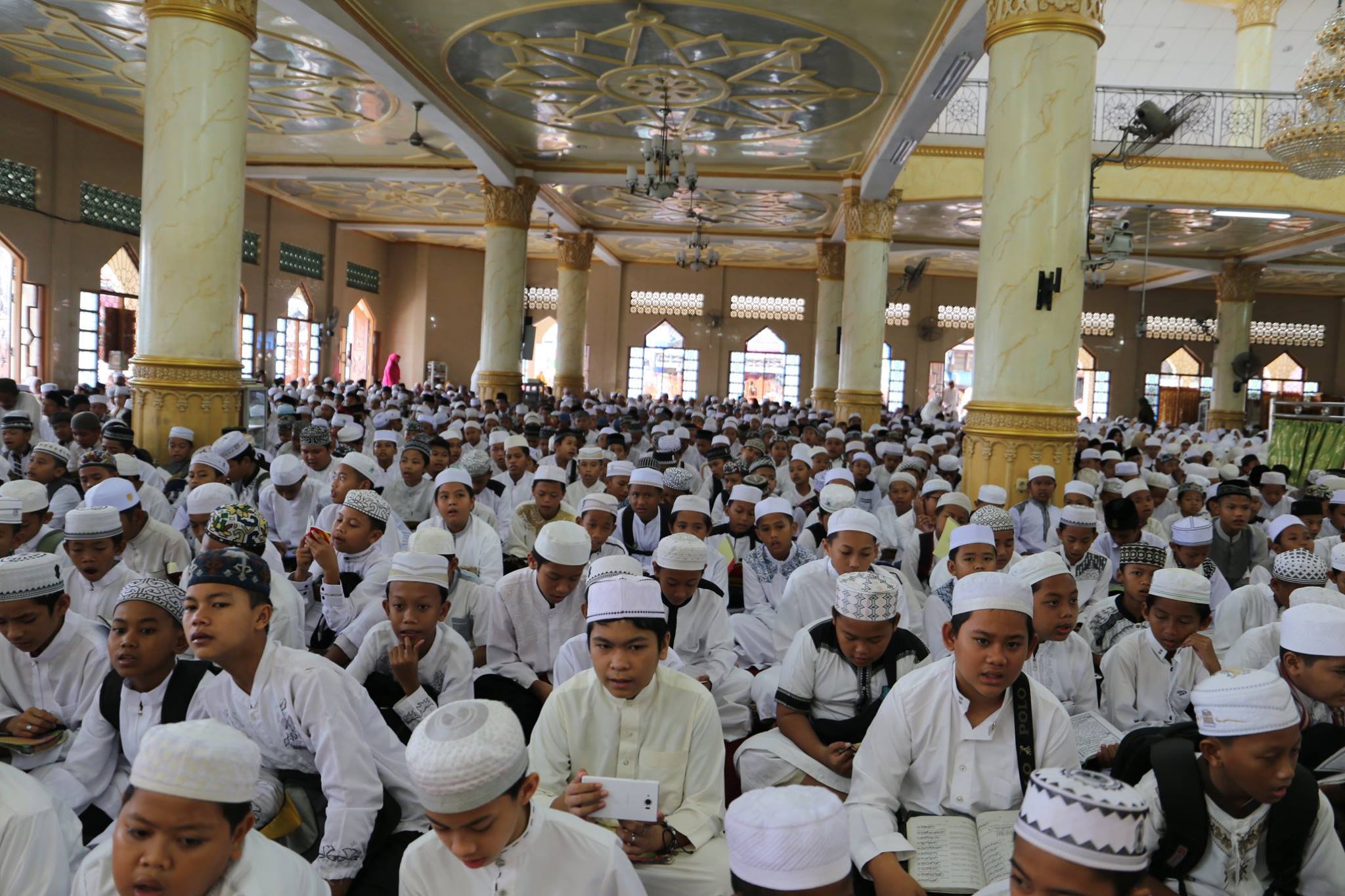 Khataman Massal Al-Qur’an SD/MI Se-Kabupaten Hulu Sungai Selatan