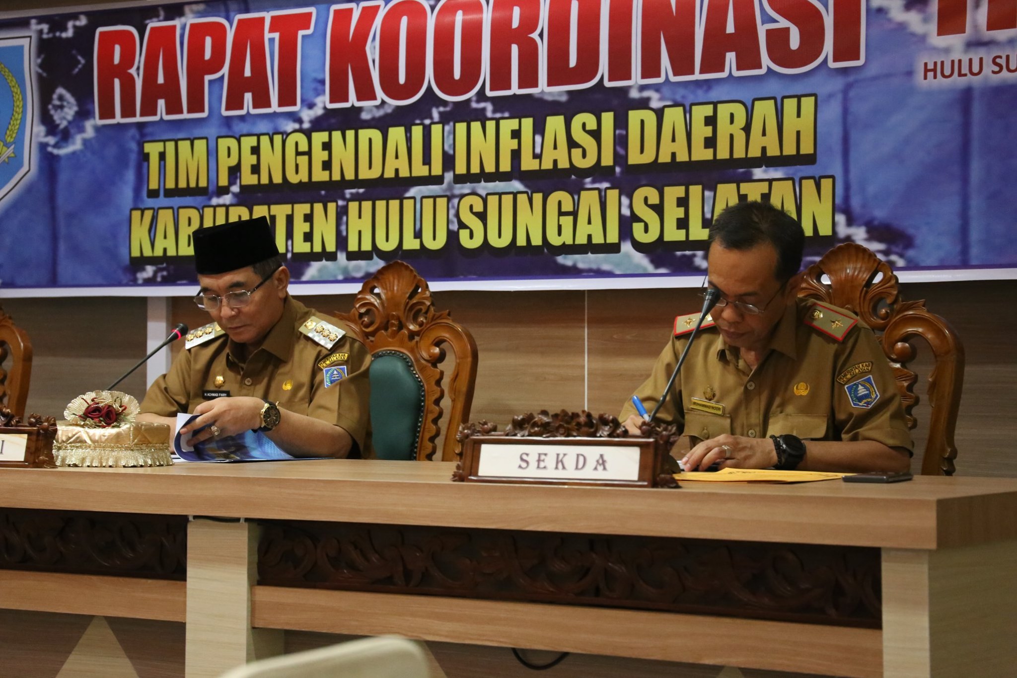 H. ACHMAD FIKRY BUKA RAPAT KORDINASI TIM PENGENDALI INFLASI DAERAH HSS