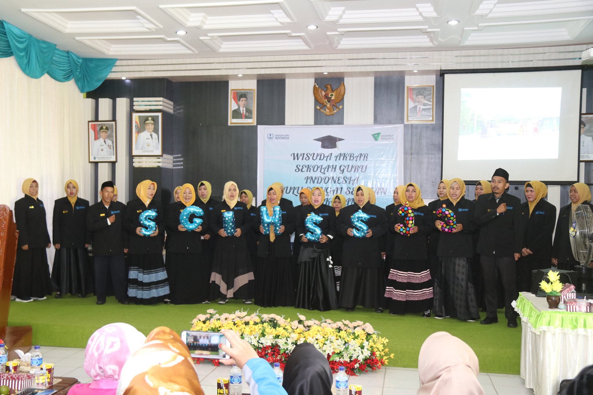 WISUDA AKBAR SGI ANGKATAN XXXIII, KOMITMEN MELAHIRKAN KETOKOHAN GURU PEMIMPIN