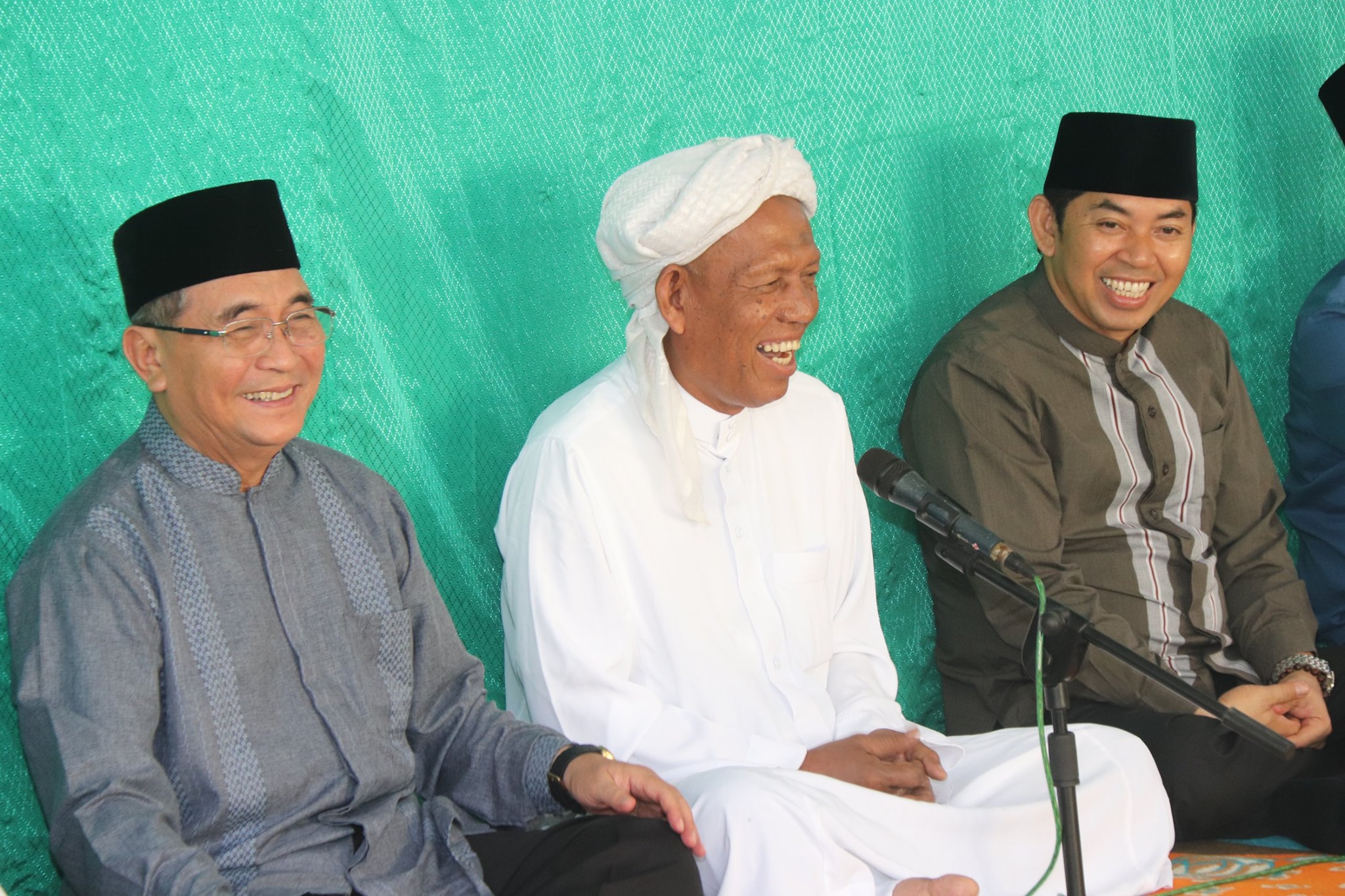 Guru Harli Pahampangan “Hanya Bupati HSS dan Wakil Bupati HSS yang selalu melakukannya”