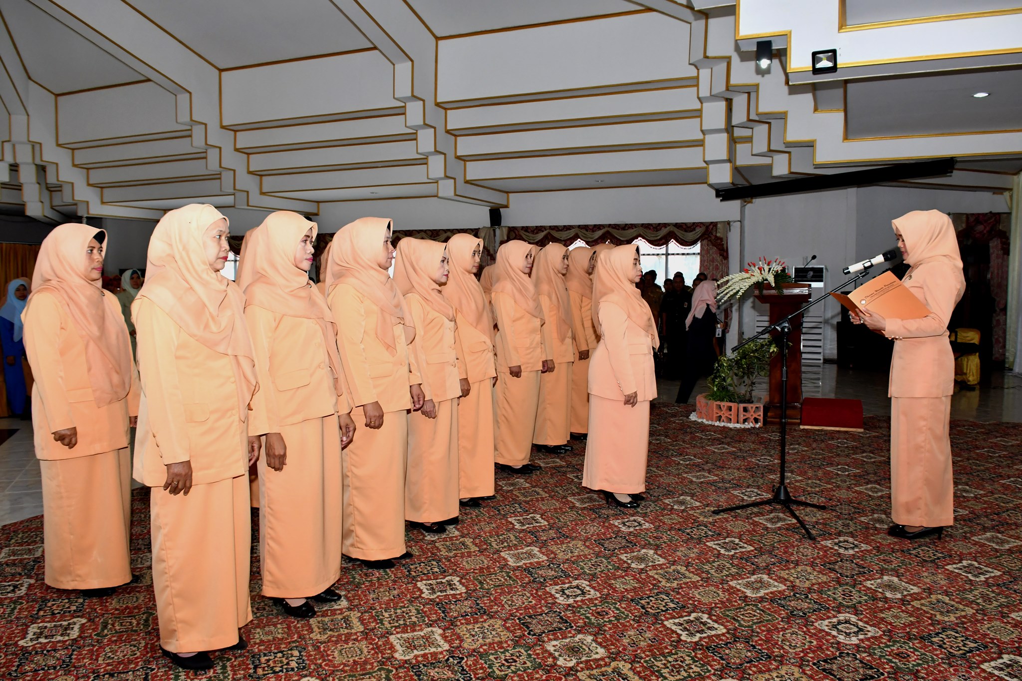 Hj.Elyani Yustika M.Noor Resmi Menjabat Ketua DWP Kabupaten HSS Masa Bakti 2019-2024