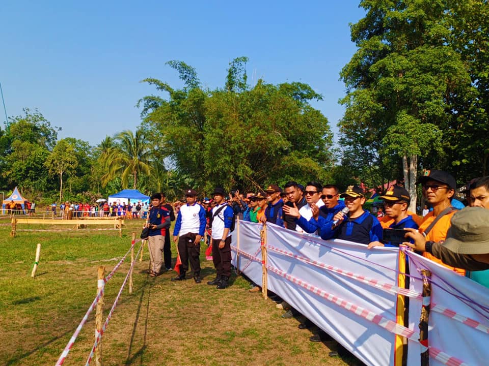 SYAMSURI ARSYAD MEMBUKA SECARA RESMI LOMBA KETANGKASAN PMK BUPATI CUP HSS