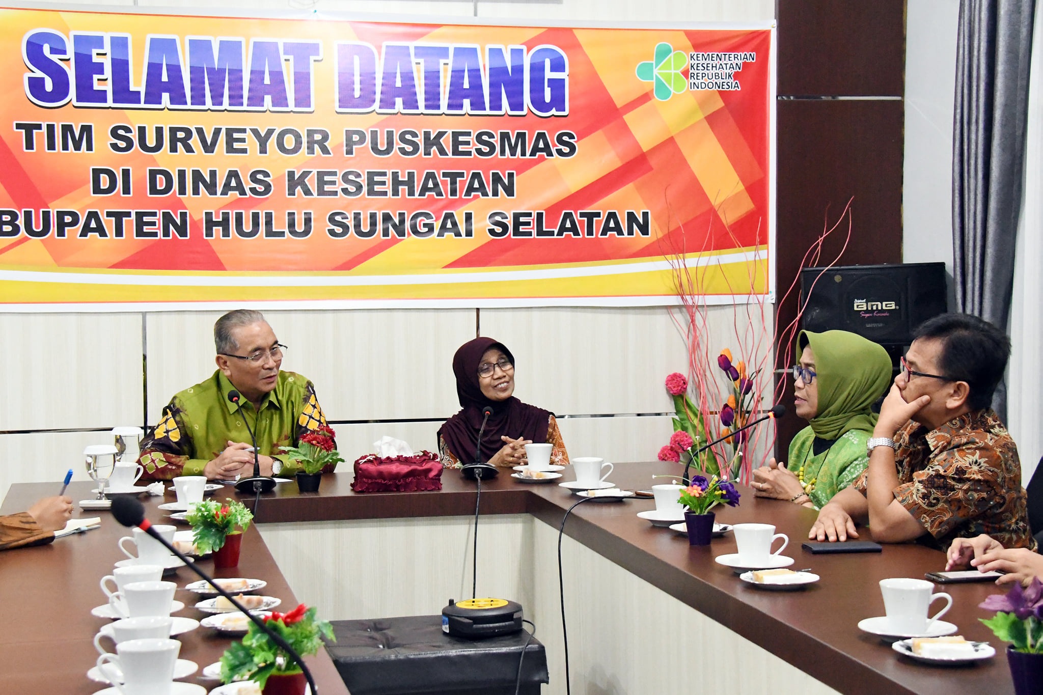 MALAM RAMAH TAMAH BUPATI HSS BERSAMA TIM SURVEIOR AKREDITASI PUSKESMAS