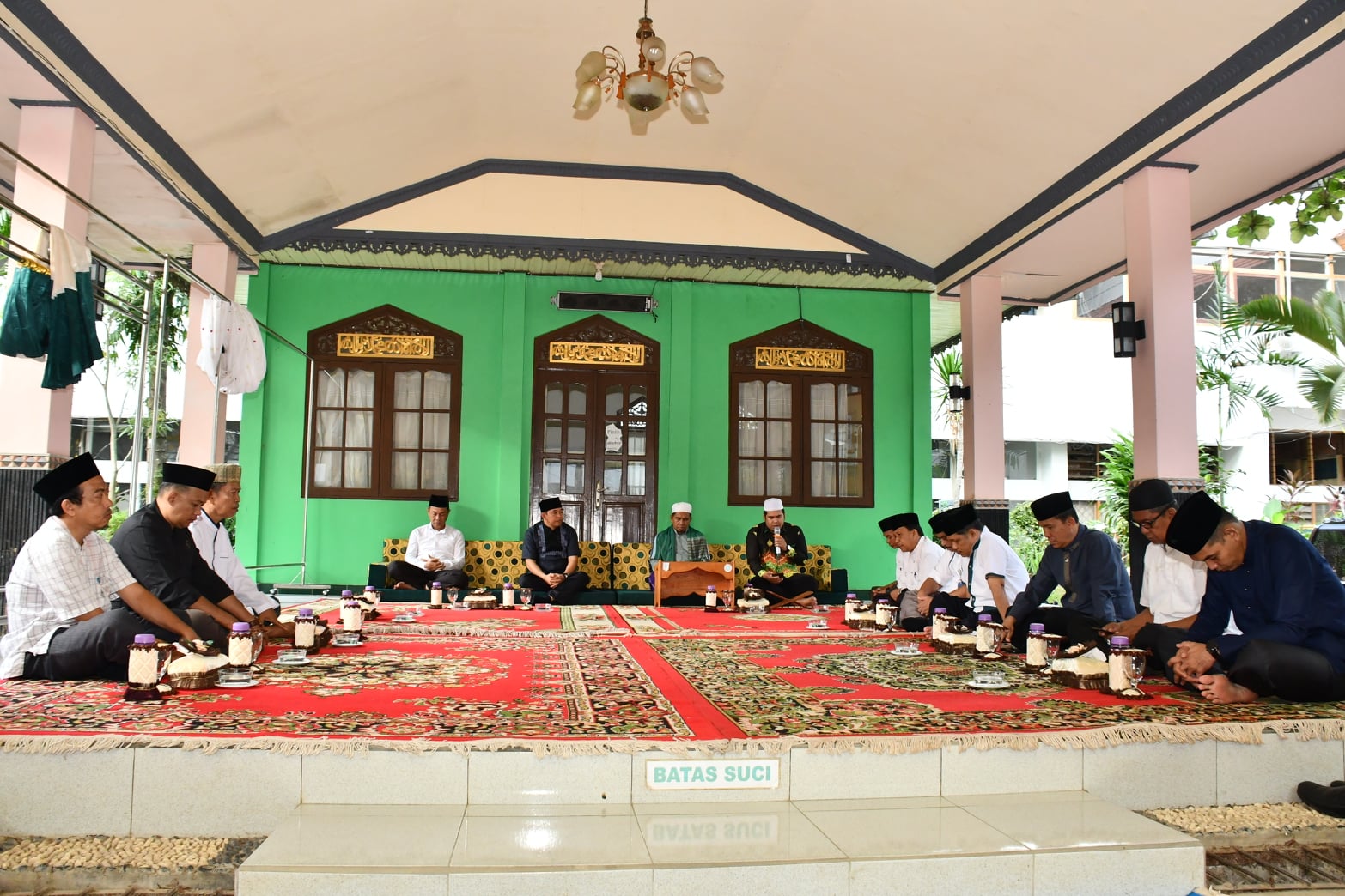 SYAMSURI ARSYAD HADIRI TAUSYIAH RUTIN BULANAN DI SEKRETARIAT DAERAH KAB HSS