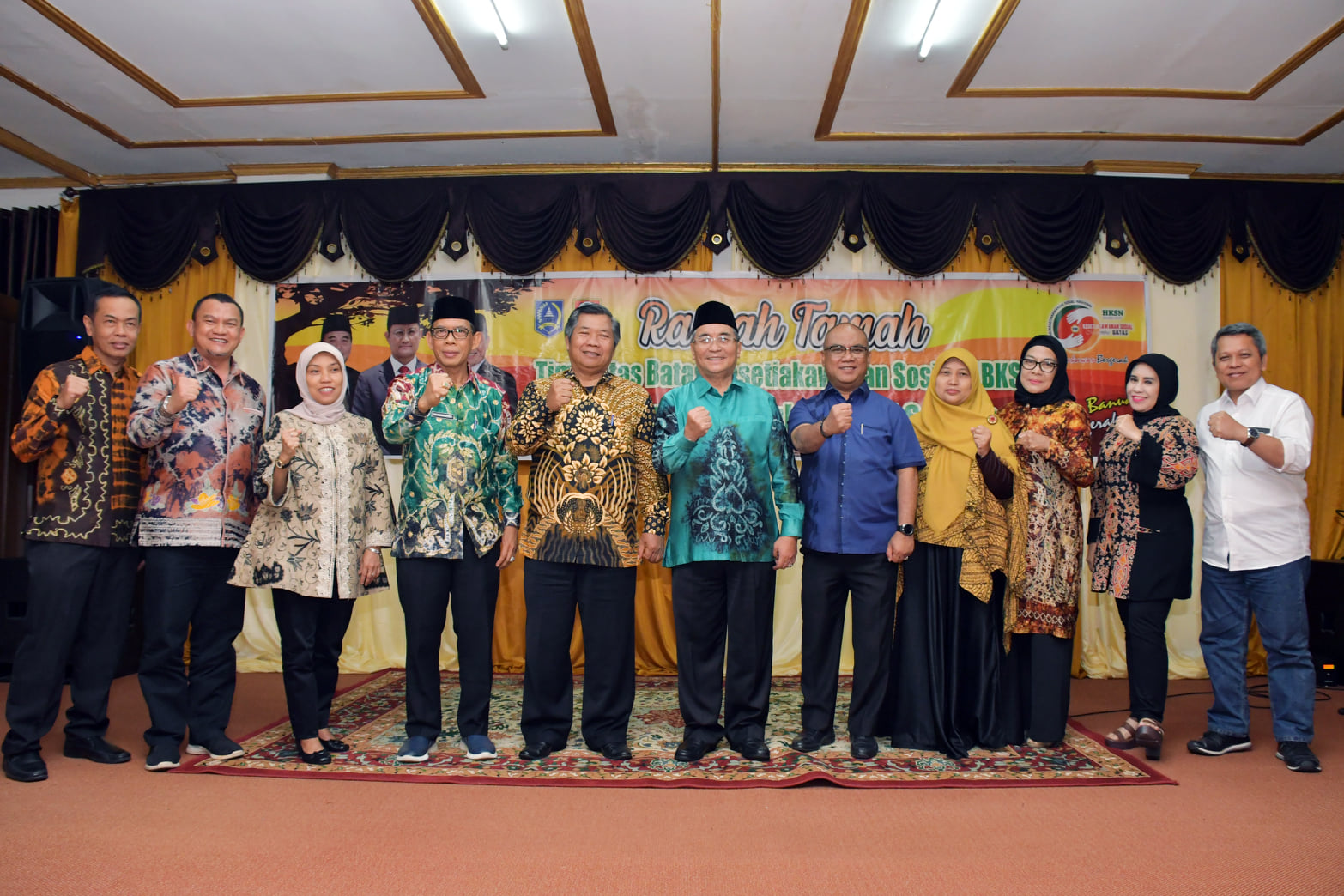 MALAM RAMAH TAMAH BUPATI HSS DENGAN TIM LBKS