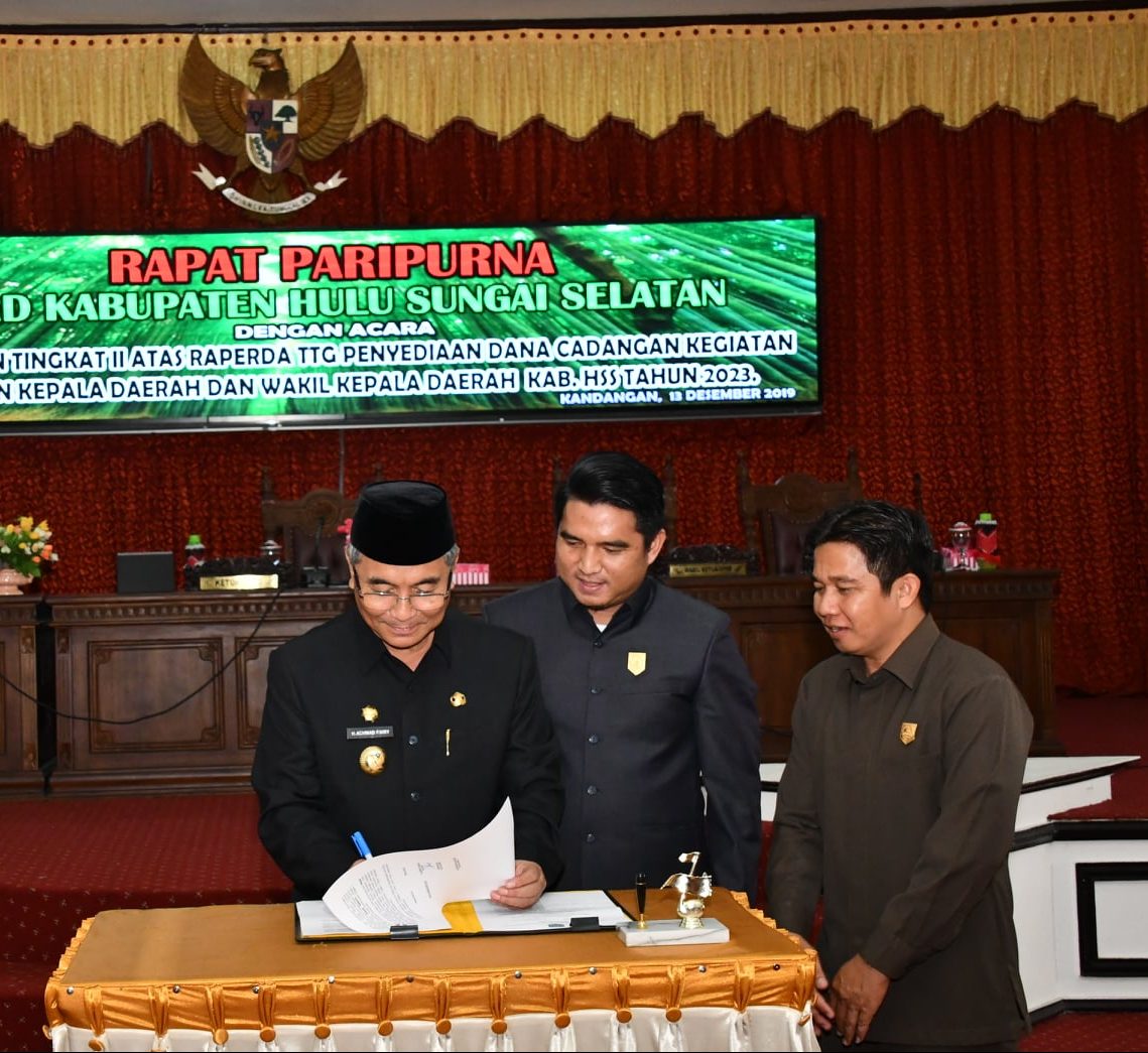 Bupati HSS Hadiri Rapat Paripurna DPRD