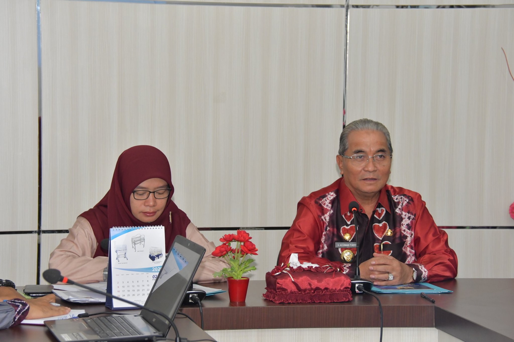 BUPATI HSS HADIRI SEKALIGUS MEMBUKA RAKOOR YANG DI LAKSAKSANAKAN OLEH DINAS KESEHATAN