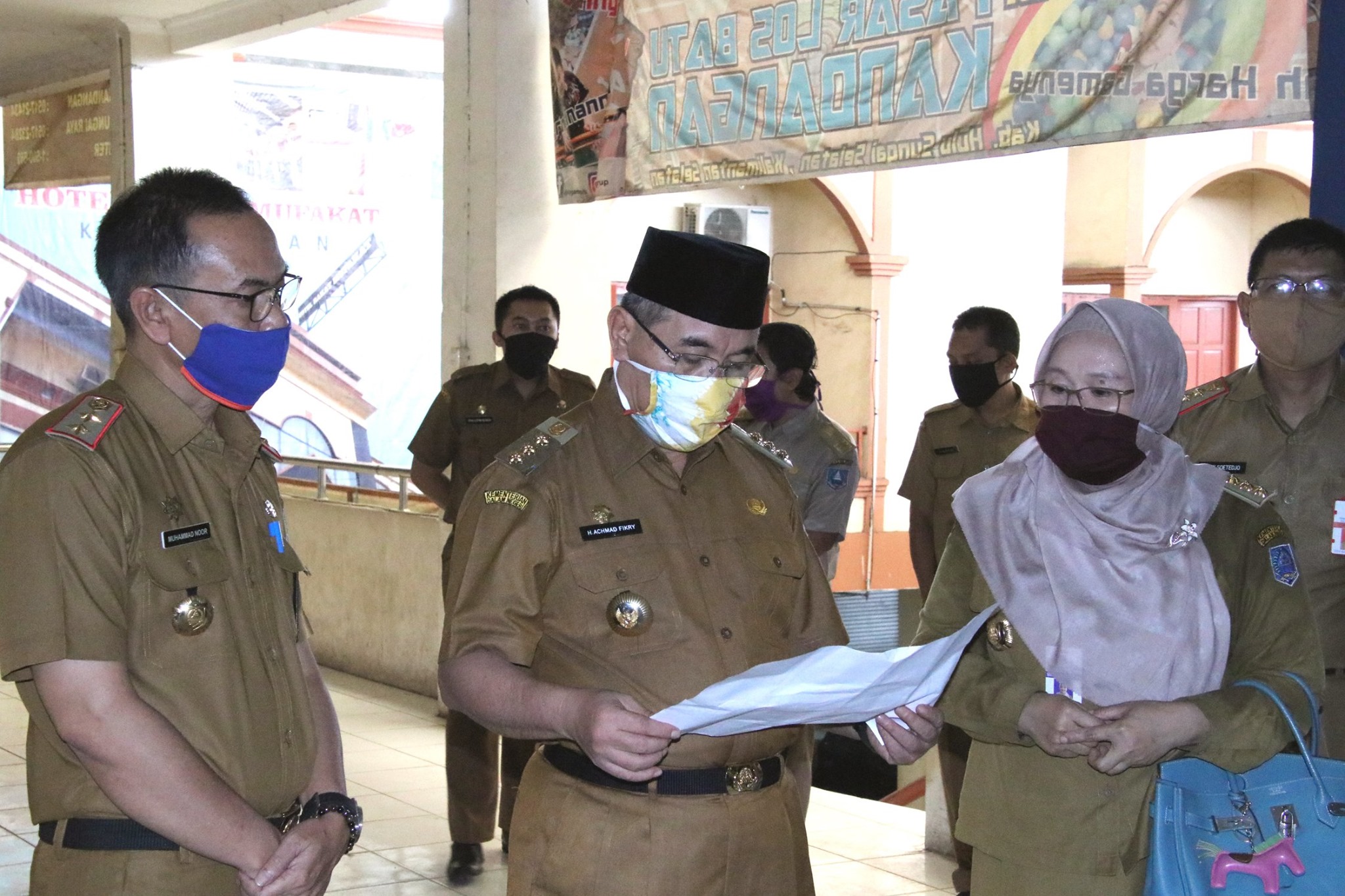 BUPATI BERSAMA WABUP HSS PANTAU RENCANA LOKASI PELAYANAN PUBLIK