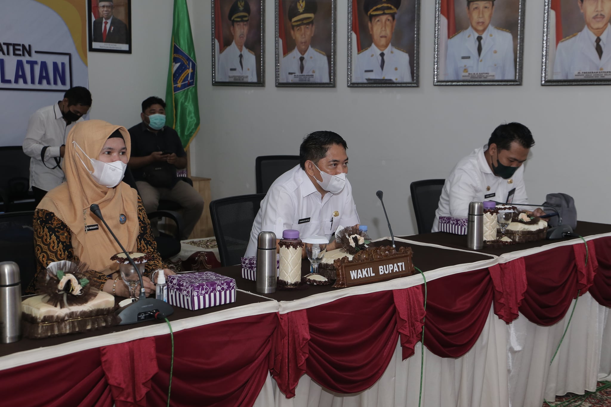 Pemerintah Kab.HSS dan Badan Narkotika Nasional Kab. HSS mengikuti Webinar Peran Pemerintahan Desa Dalam Mewujudkan Desa Bersinar yang di selenggarakan oleh Kementerian Dalam Negeri bersama BNN RI