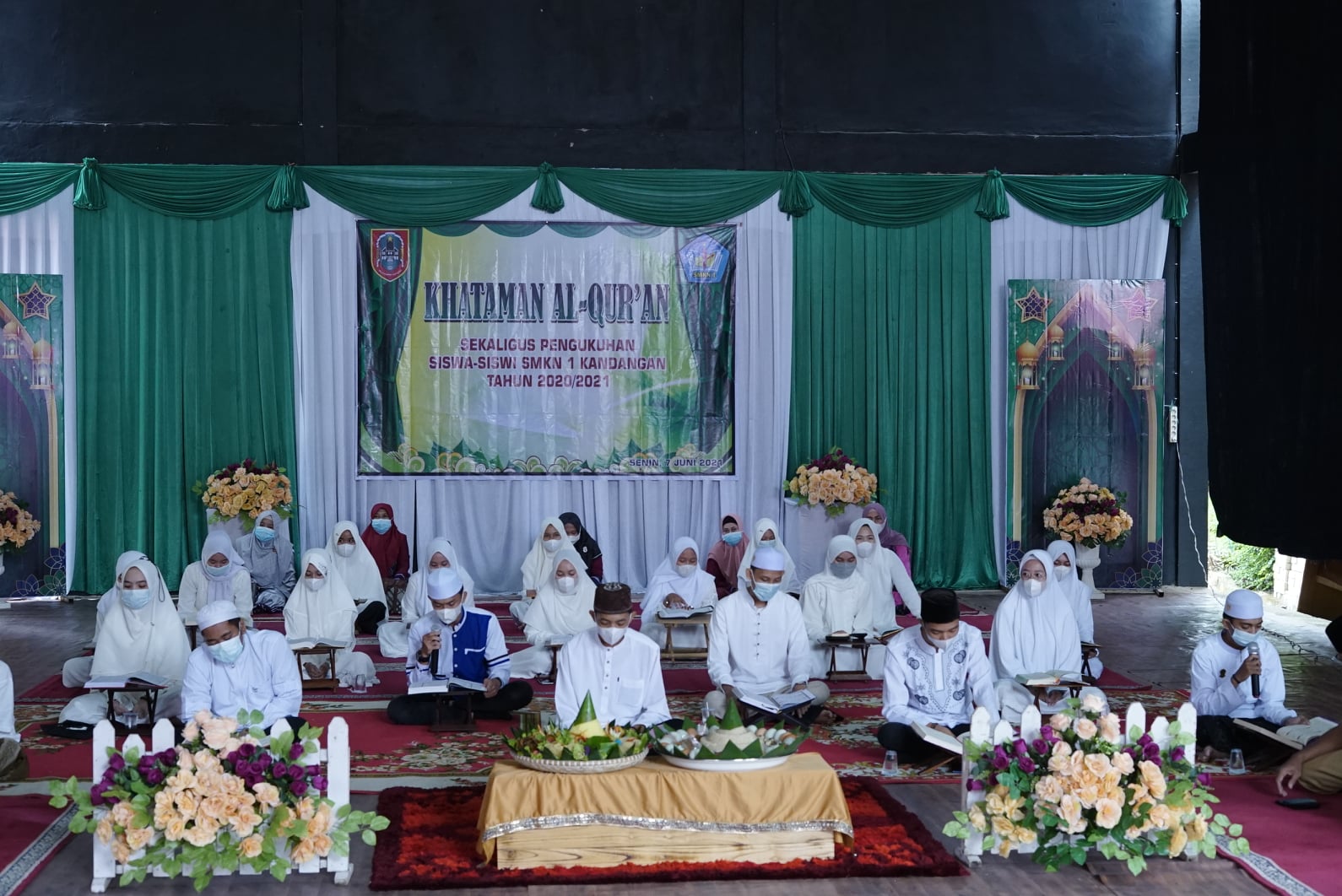 KHATAMAN & PENGUKUHAN SISWA KELAS XII SMKN 1 KANDANGAN