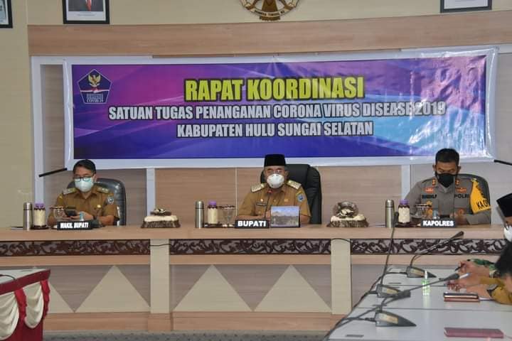 Bupati HSS Pimpin Rakor Satgas Covid-19 PPKM Diperpanjang, PTM Dimungkinkan