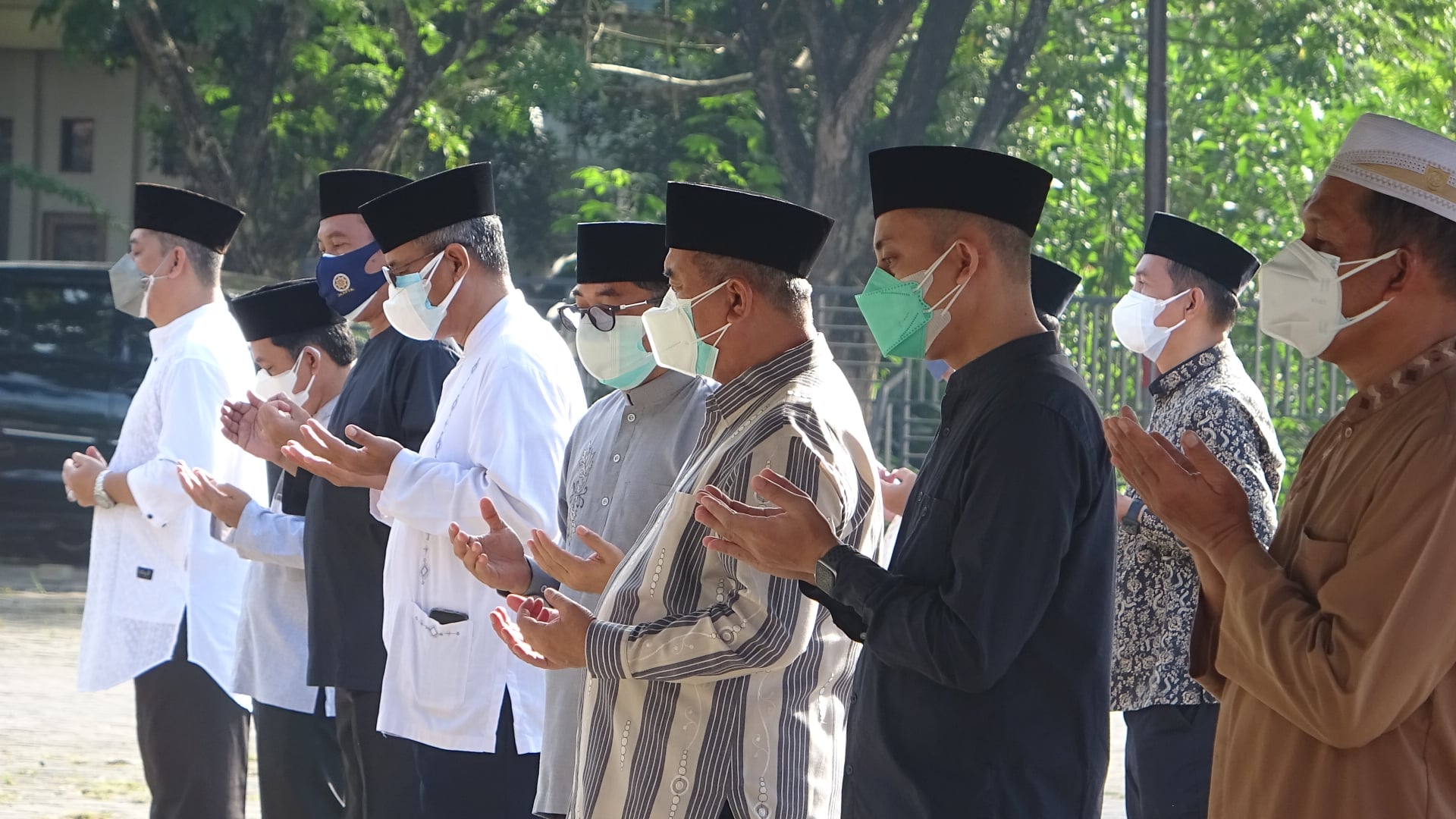 DUNIA KESEHATAN HSS BERDUKA