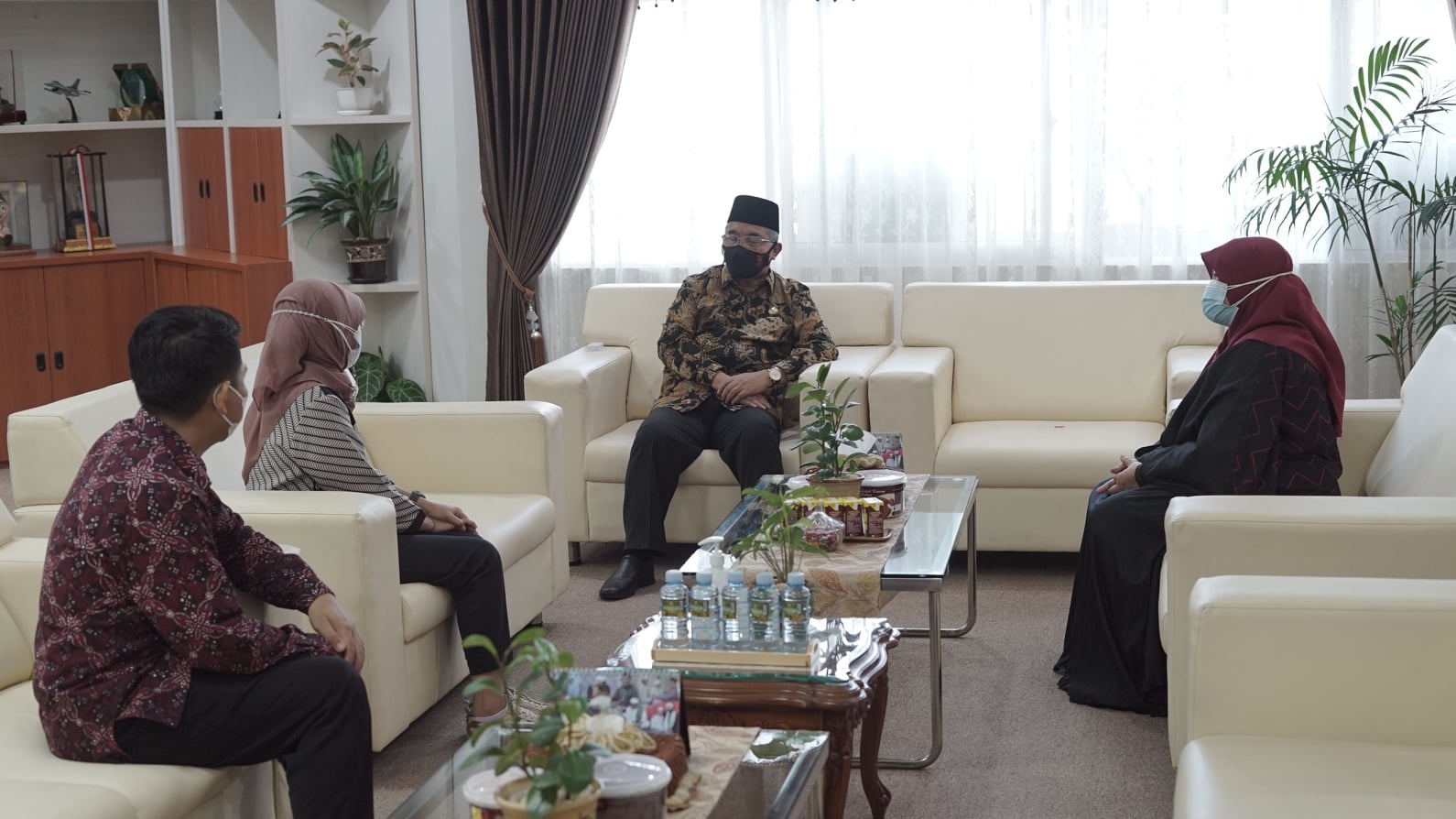 Bupati HSS terima kunjungan pengembang tekhnologi pembelajaran ahli muda Direktorat SD Kemendikbud RI