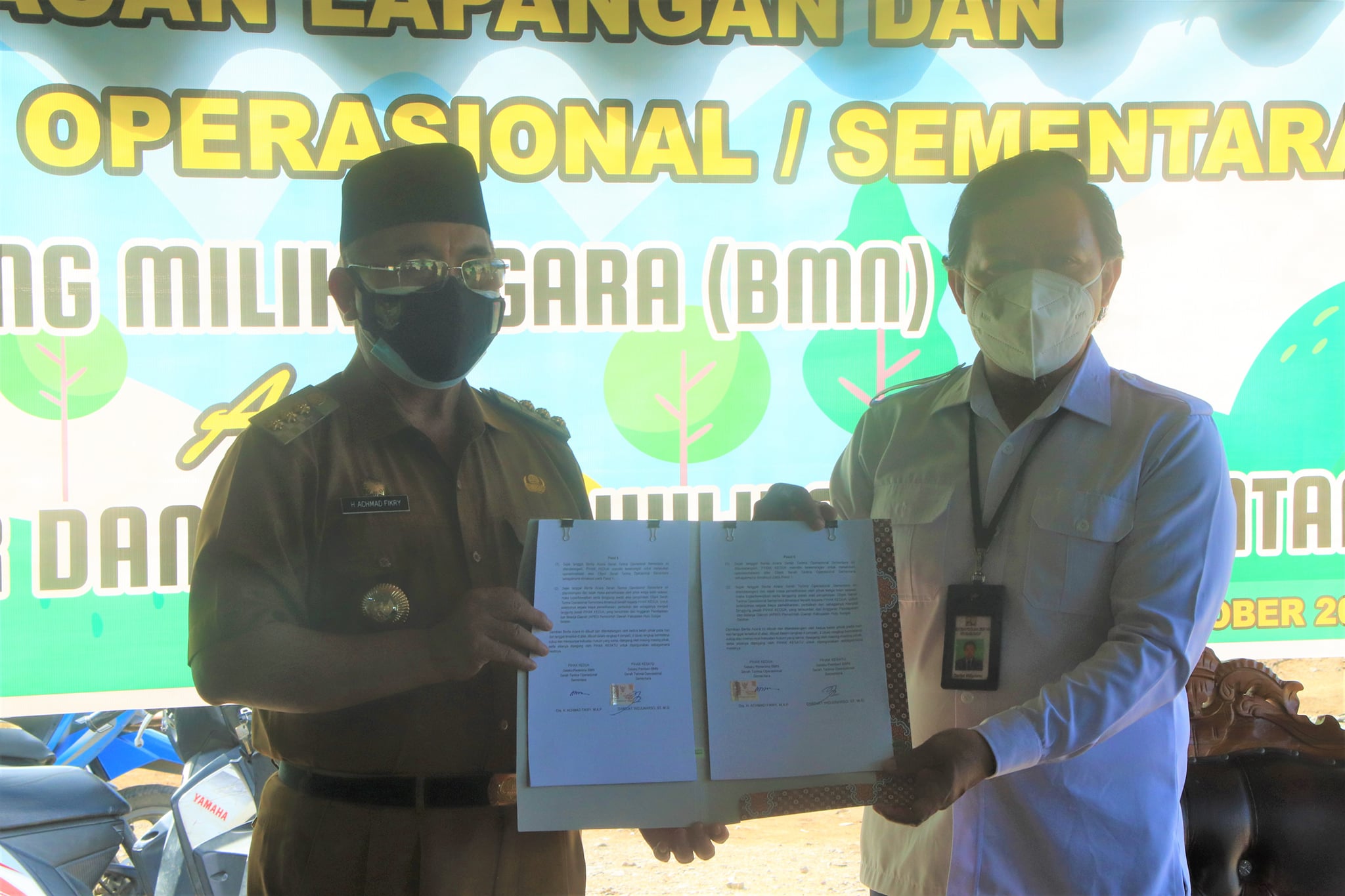 PENANDATANGANAN BERITA ACARA SERAH TERIMA OPERASIONAL ANTARA PEMKAB HSS DAN KEMENTERIAN PUPR