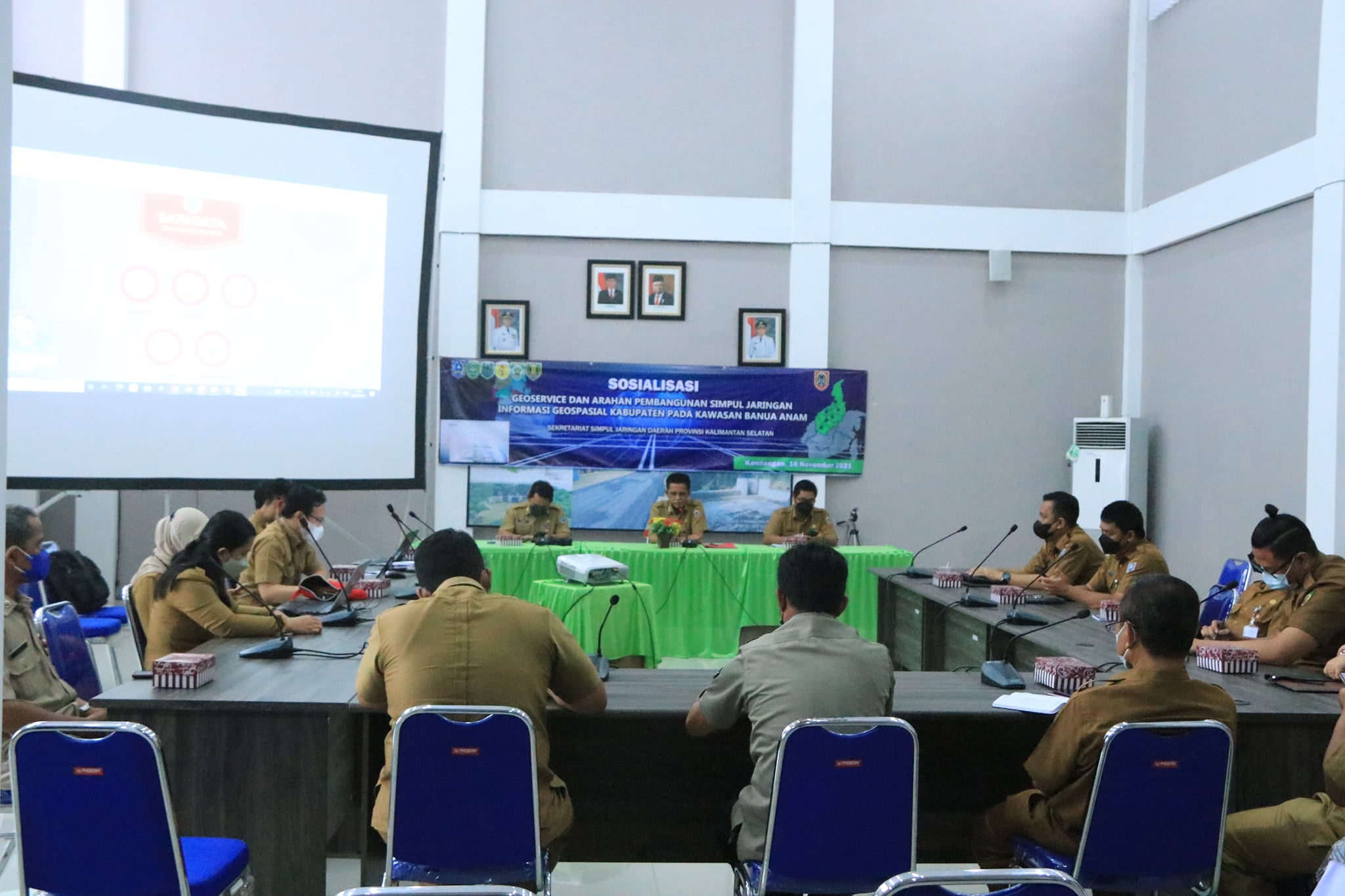 Badan Perencanaan Pembangunan Daerah Kalsel menggelar sosialisasi geoservices dan arahan pembangunan kepada kawasan banua anam