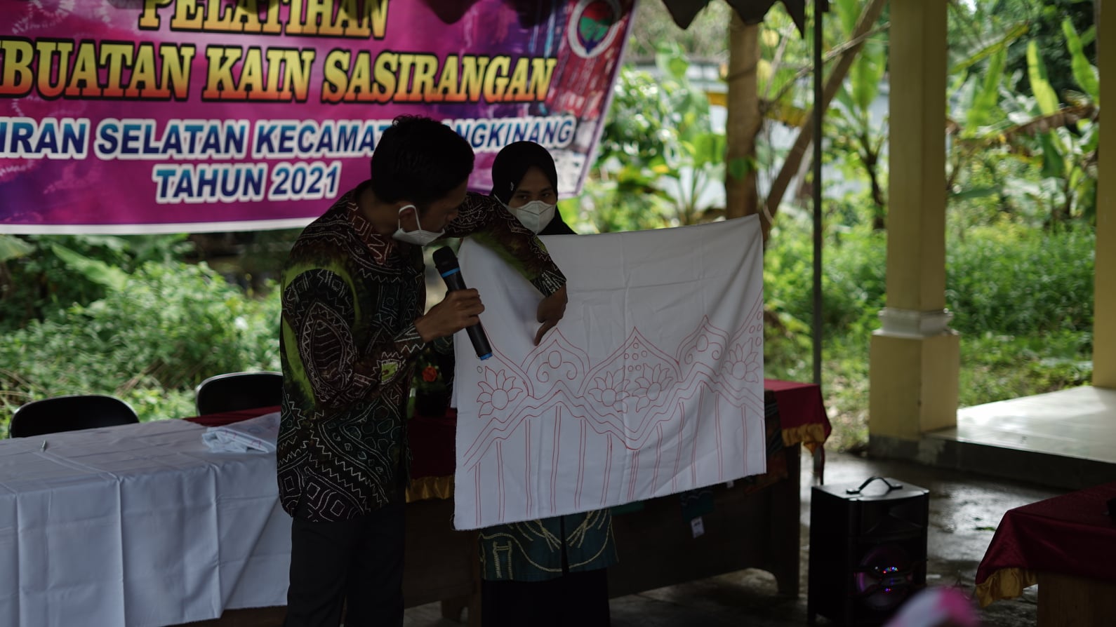 Pemerintah Desa Taniran Selatan kembali melaksanakan kegiatan pelatihan untuk warganya dibidang pembuatan sasirangan