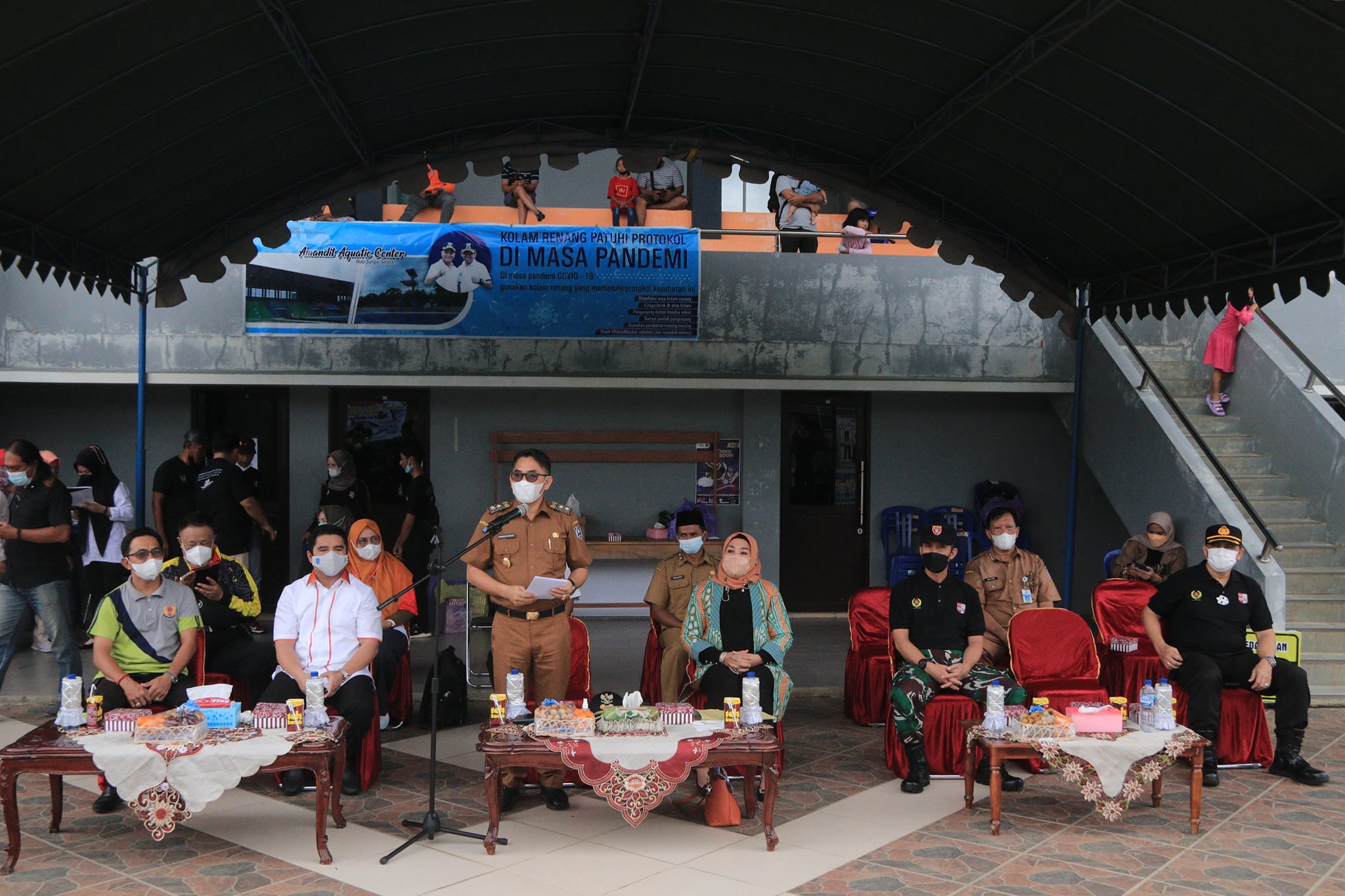 WABUP HSS BUKA SECARA RESMI KEJURPROV RENANG DAN LONCAT INDAH TAHUN 2021