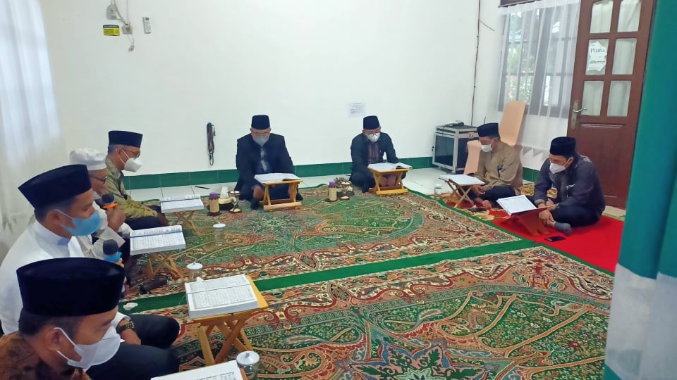 Pemerintah Kabupaten Hulu Sungai Selatan kembali melaksanakan kegiatan khataman Al-Qur’an yang rutin dilakukan setiap satu kali dalam seminggu