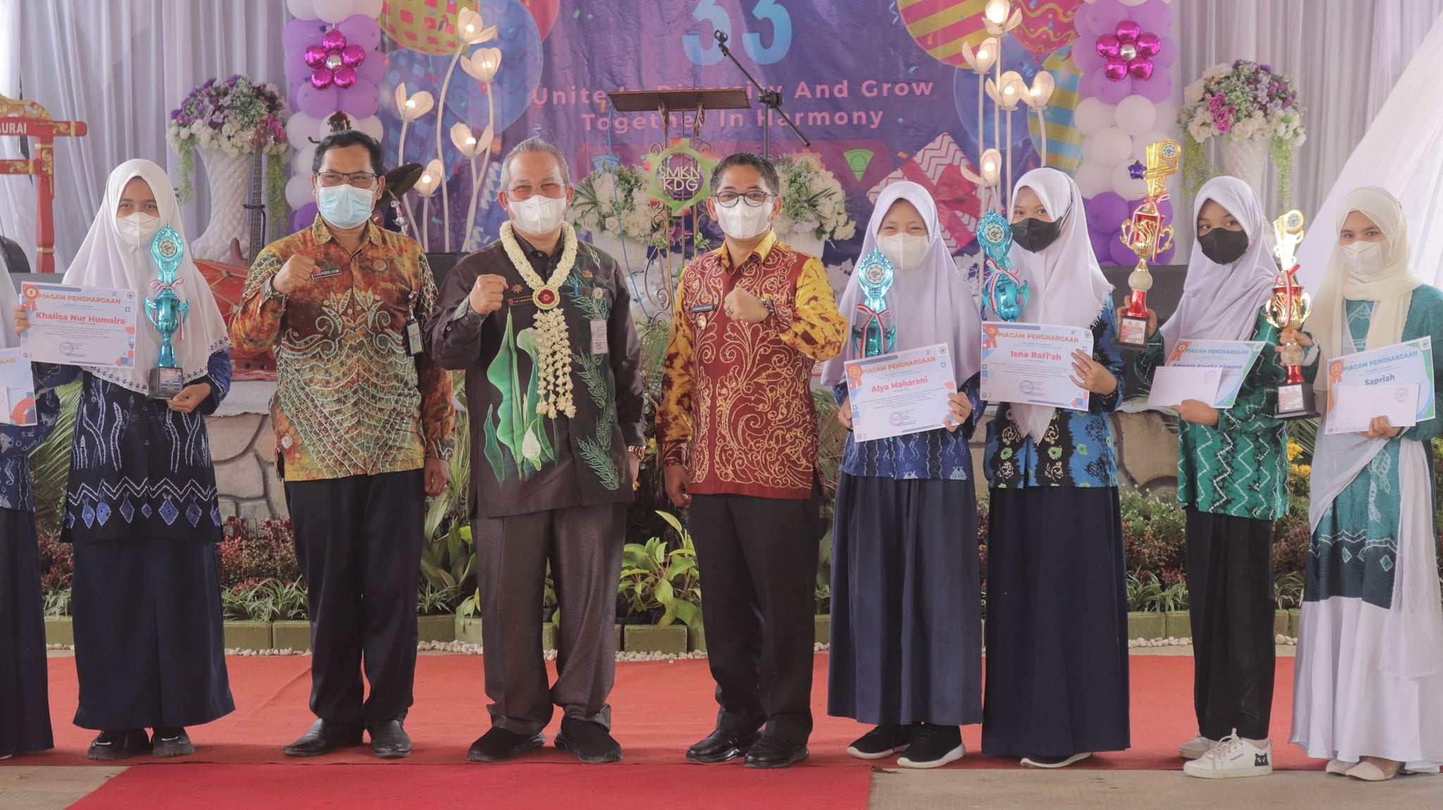 Wakil Bupati Hulu Sungai Selatan menghadiri peringatan HUT ke 33 SMKN 2 Kandangan