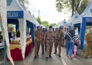 Antusias Masyarakat sambut Bazar Sehati Pasar Pangan Murah yang digelar Pemkab HSS