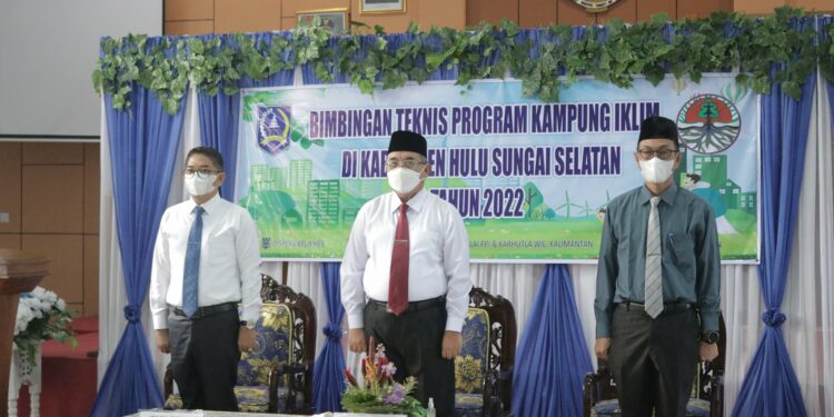 BUPATI HSS BUKA KEGIATAN BIMBINGAN TEKNIS PROGRAM KAMPUNG IKLIM TAHUN 2022 KABUPATEN HULU SUNGAI SELATAN