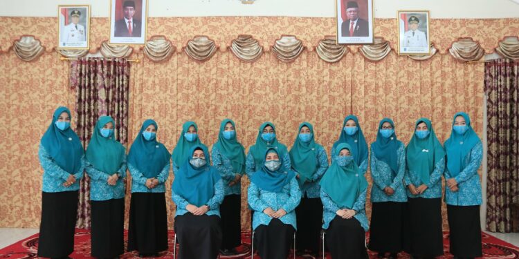 Giliran Kecamatan Daha Utara dan Daha Selatan Mendapatkan Penilaian dari Tim Penilai Kegiatan Lomba PKK Kabupaten HSS