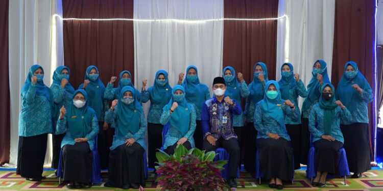 Giliran Kecamatan Simpur dan Kalumpang Mendapatkan Penilaian dari Tim Penilai Kegiatan Lomba PKK Kabupaten HSS