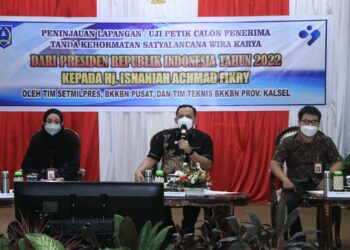 Hj. ISNANIAH ACHMAD FIKRY KANDIDAT CALON PENERIMA SATYALANCANA WIRA KARYA