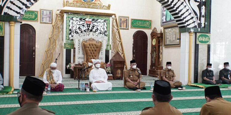 JELANG BULAN SUCI RAMADHAN, PEMKAB HSS SILATURAHMI DENGAN ULAMA