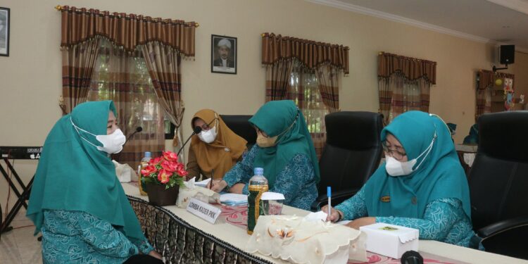 TIM PENILAI LOMBA PKK, KEMBALI LAKUKAN PENILAIAN DI KECAMATAN PADANG BATUNG DAN LOKSADO