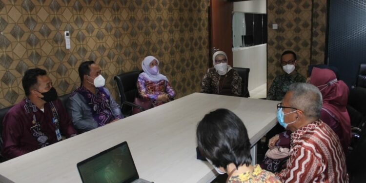 SEKDA HSS TERIMA KUNJUNGAN ASISTEN DEPUTI STANDARISASI PELAYANAN PUBLIK DAN PELAYANAN INKLUSIF KEMENPANRB