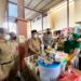 JELANG HARI RAYA IDUL FITRI, BUPATI HSS TINJAU HARGA BAHAN POKOK DI PASAR LOS BATU KANDANGAN