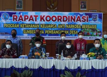 BUKA RAKOR DESA BERSINAR, WABUP HSS : JANGAN HANYA PERMASALAHAN FISIK ORANG YANG MENGGUNAKAN NARKOBA MENTALNYA MENJADI RUSAK