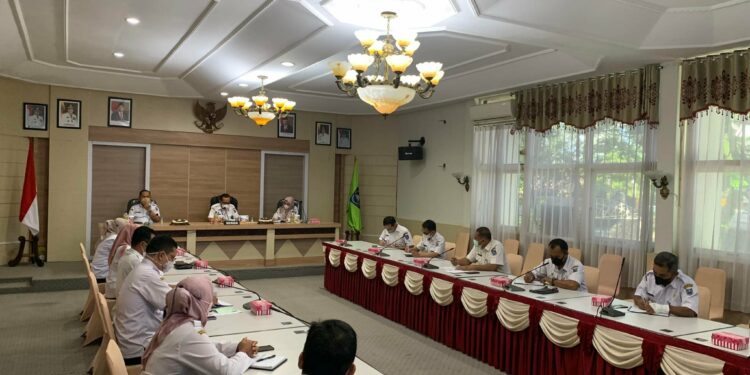 PEMKAB HSS MENGADAKAN RAPAT PERSIAPAN PERESMIAN MALL PELAYANAN PUBLIK KAB. HSS