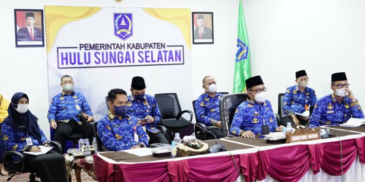 SEKRETARIS DAERAH KAB. HSS IKUTI RAPAT EVALUASI DAN TINDAKLANJUT AKSI AFIRMASI PEMBELIAN DAN PEMANFAATAN PRODUK DALAM NEGERI.
