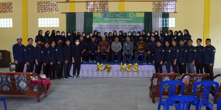 HADIRI PELANTIKAN KM HSS UIN BANJARMASIN, WABUP UNGKAPKAN MAKNA LAMBANG DAERAH HSS