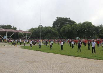 Senam Sehat di Lapangan Lambung Mangkurat