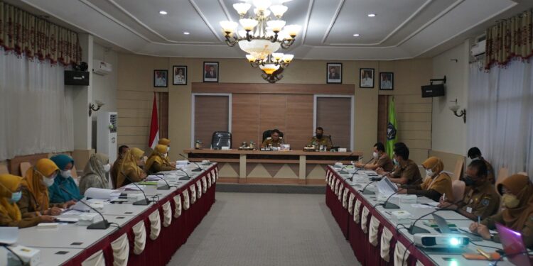 Wabup HSS Pimpin Rapat Tim Pembina Usaha Kesehatan Sekolah (UKS/M) Persiapan Lomba Sekolah Sehat Tingkat Provinsi Kalsel