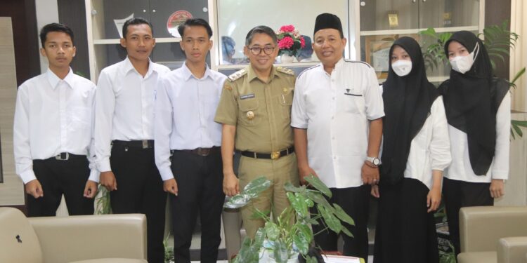 YAYASAN PEDULI ANAK BANGSA AKAN SELENGGARAKAN KEMBALI LOMBA MENGGAMBAR & PUISI UNTUK ANAK SD DAN SMP